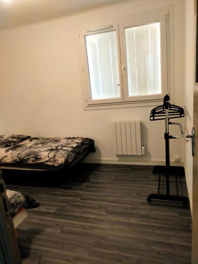 Appartement En Duplex Au 3Ieme Etage Sans Ascenseur Hyeres Luaran gambar