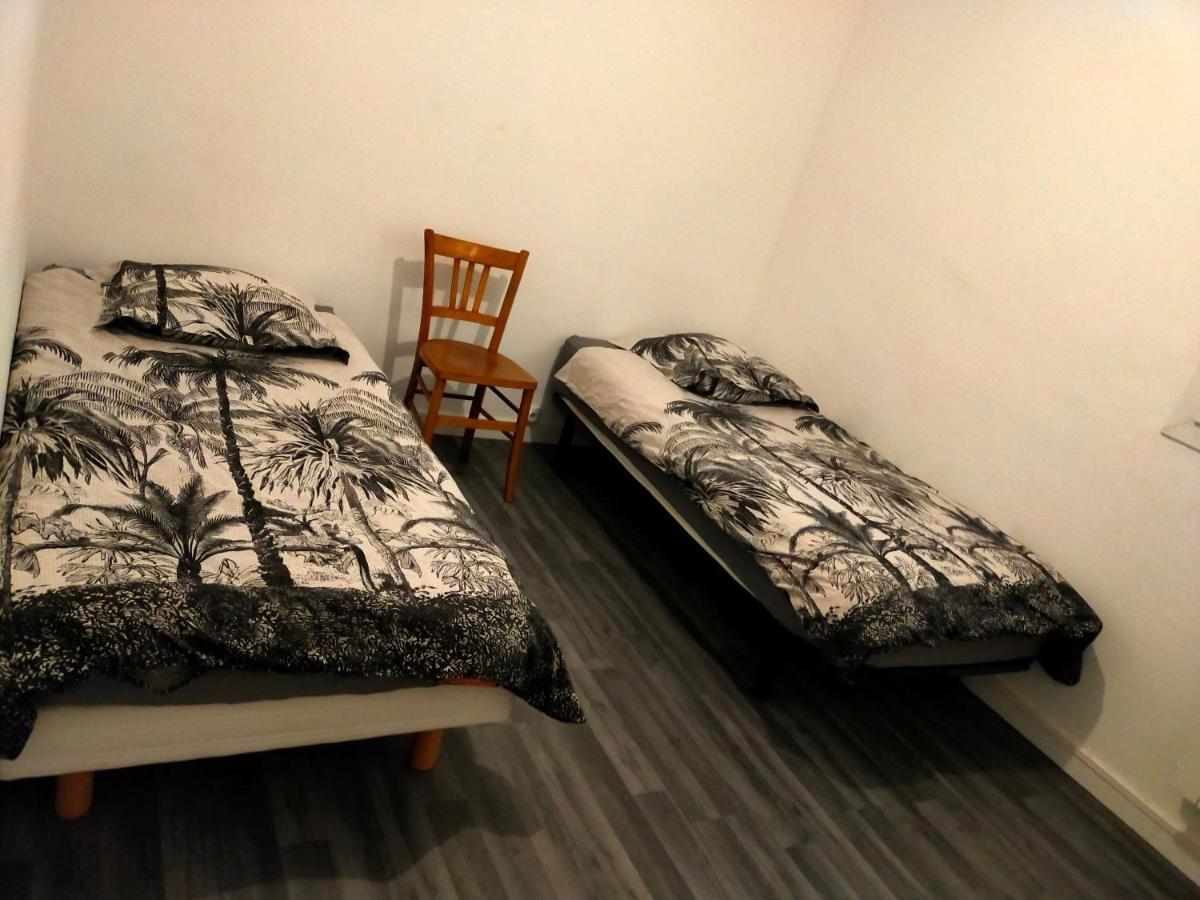 Appartement En Duplex Au 3Ieme Etage Sans Ascenseur Hyeres Luaran gambar